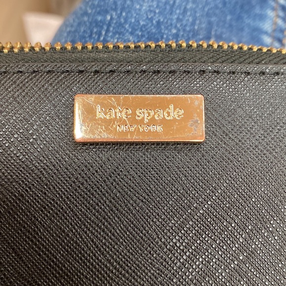 Black & Gold Wallet - Picture 5 of 5